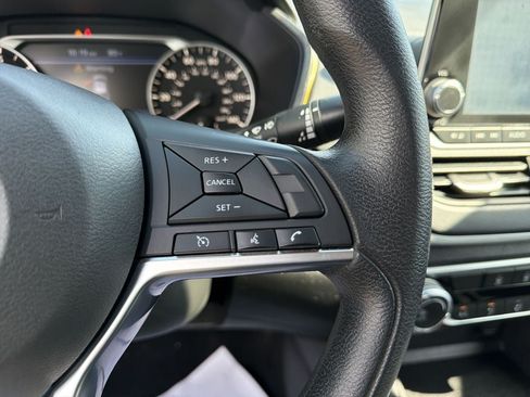 Used 2020 Nissan Altima 2.5 S FWD image 21