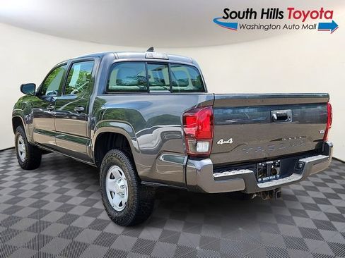 Used 2018 Toyota Tacoma SR w/ SR Convenience Package AWD/4WD image 4