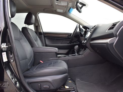 Used 2018 Subaru Outback 2.5i Limited image 31