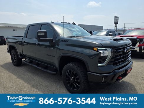 New 2026 Chevrolet Silverado 2500 LT w/ Trail Boss Package AWD/4WD image 2