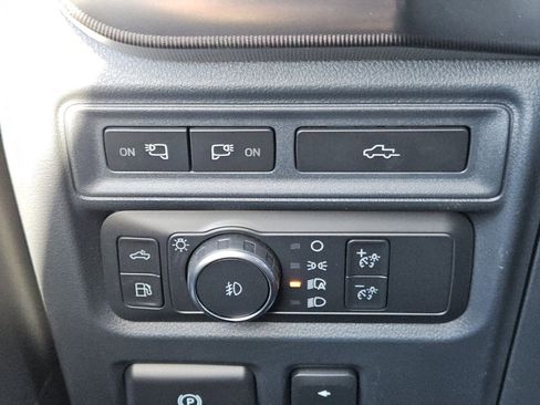 Certified 2022 Ford F150 Platinum w/ Equipment Group 701A High image 25