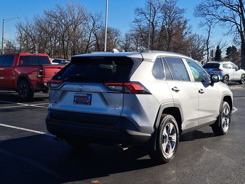 New 2025 Toyota RAV4 XLE image 5