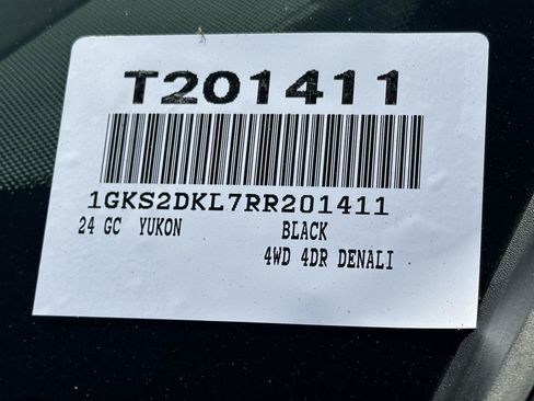 Used 2024 GMC Yukon Denali AWD/4WD image 15