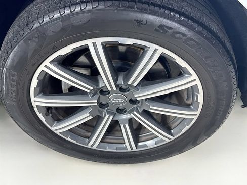 Used 2017 Audi Q7 3.0T Premium Plus w/ Premium Plus Package AWD/4WD image 43