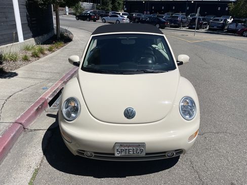Used 2005 Volkswagen Beetle GLS FWD image 20