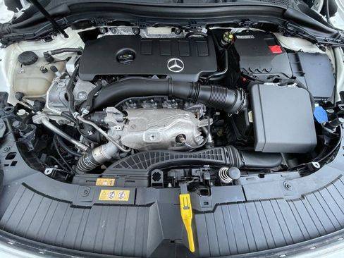 Used 2021 Mercedes-Benz GLA 250 image 34