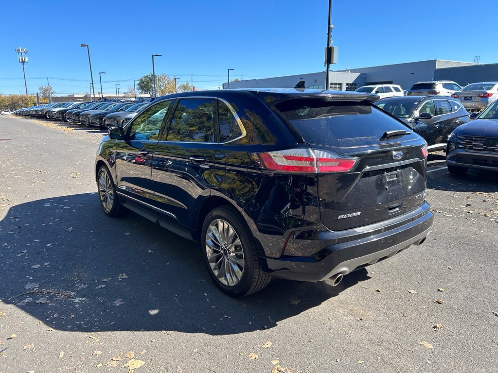 Used 2020 Ford Edge Titanium w/ Equipment Group 301A AWD/4WD image 6