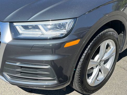 Used 2020 Audi Q5 2.0T Premium Plus w/ Premium Plus Package AWD/4WD image 7