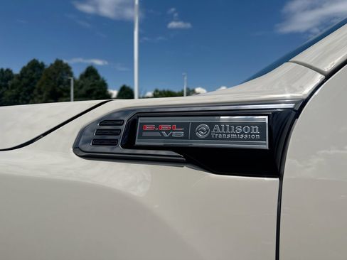 New 2026 GMC Sierra 2500 AT4 w/ AT4 Premium Plus Package AWD/4WD image 29