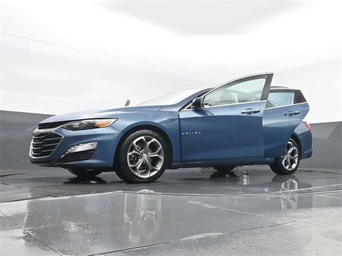 Used 2024 Chevrolet Malibu LT image 32