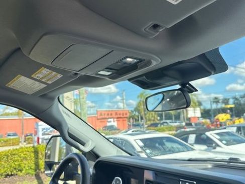 Used 2025 Ford F250 XLT image 13