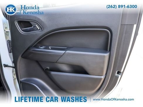 Used 2022 Chevrolet Colorado LT RWD image 24