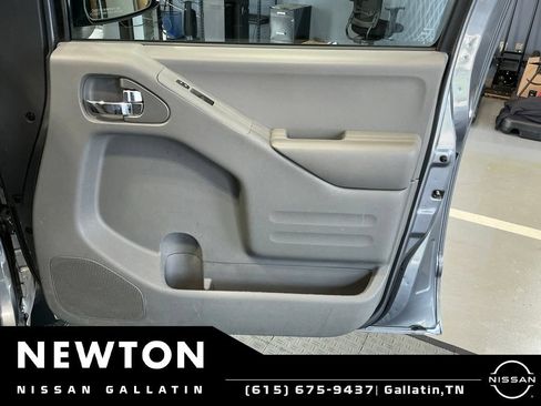Used 2020 Nissan Frontier SV AWD/4WD image 40
