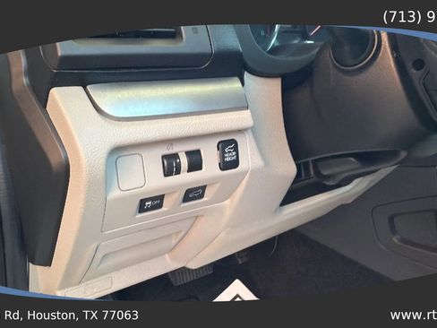 Used 2014 Subaru Forester 2.5i Touring image 23