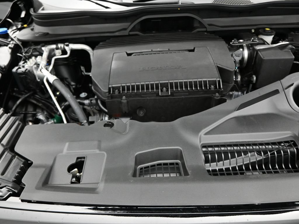 Certified 2025 Honda Pilot TrailSport image 40