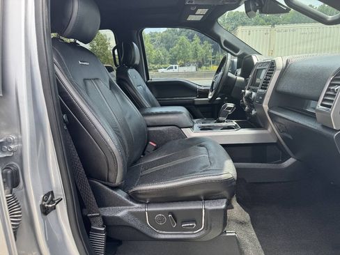 Used 2016 Ford F150 Platinum w/ Equipment Group 701A Luxury AWD/4WD image 22