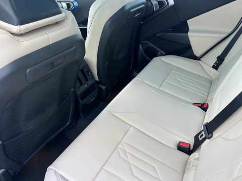 Used 2026 BMW X3 xDrive30 w/ Premium Package image 22