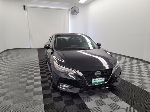 Used 2021 Nissan Sentra SR FWD image 14