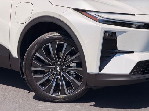New 2026 Toyota C-HR AWD/4WD image 3