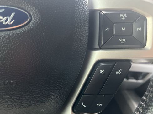 Used 2021 Ford F250 Lariat image 39