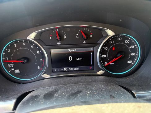 Used 2023 Chevrolet Traverse LT FWD image 10