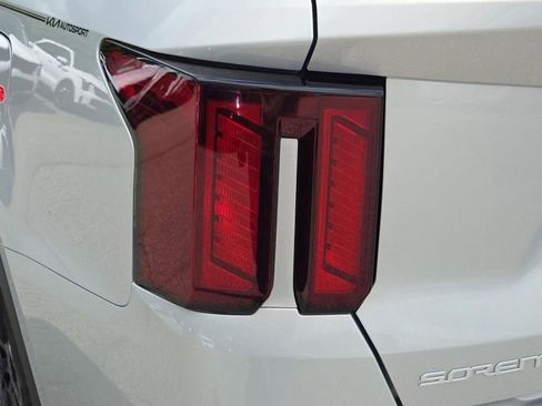 New 2026 Kia Sorento S w/ S Panoramic Sunroof Package image 12