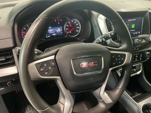 Used 2024 GMC Terrain SLE AWD/4WD image 18