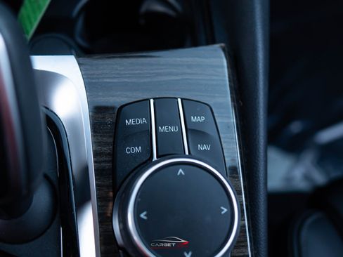 Used 2019 BMW 540i image 34