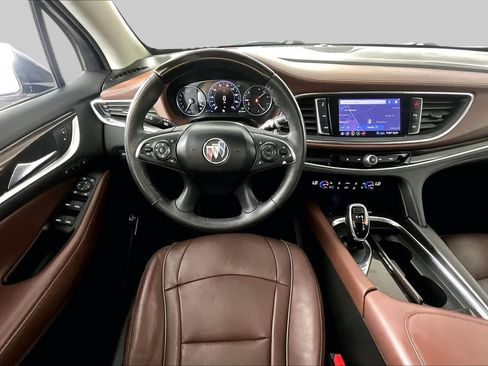 Used 2020 Buick Enclave Avenir w/ Avenir Technology Package AWD/4WD image 6