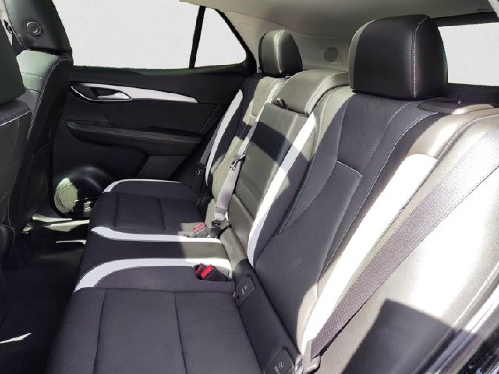 Used 2024 Buick Envision Sport Touring AWD/4WD image 18