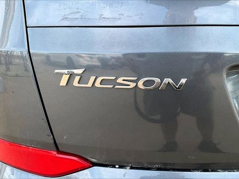 Used 2018 Hyundai Tucson SEL image 8