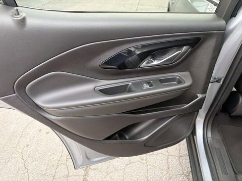 Used 2023 GMC Terrain AT4 image 14