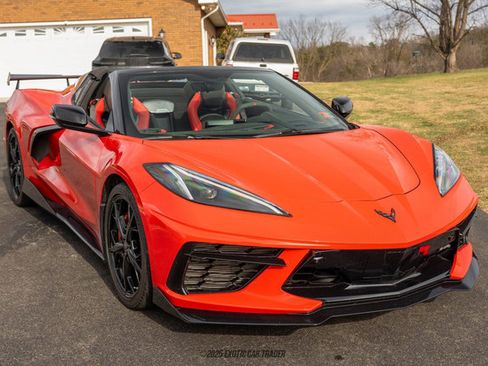 Used 2021 Chevrolet Corvette Stingray Convertible 3LT Z51 w/ Z51 Performance Package image 12