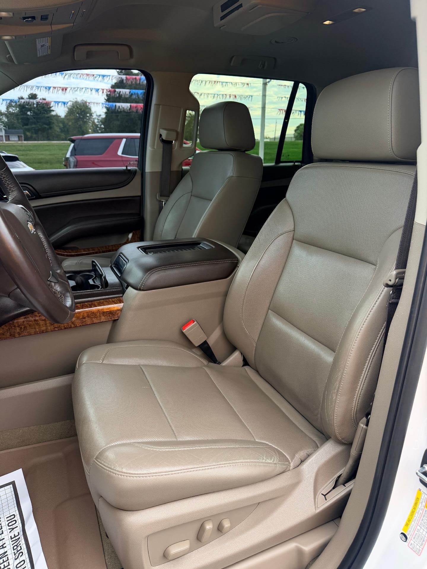 Used 2018 Chevrolet Tahoe Premier AWD/4WD image 12