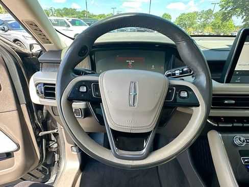 Certified 2022 Lincoln Aviator Reserve w/ Equipment Group 201A AWD/4WD image 18