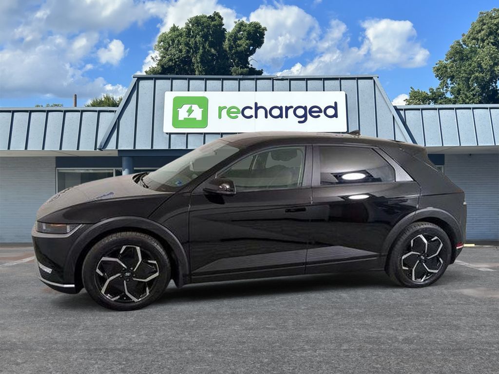 Used 2023 Hyundai Ioniq 5 SEL RWD image 2