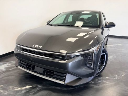 Used 2025 Kia K4 EX FWD image 19