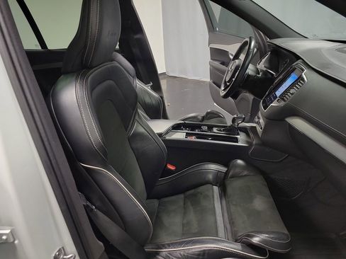 Used 2019 Volvo XC90 T5 R-Design w/ Protection Package Premier FWD image 23