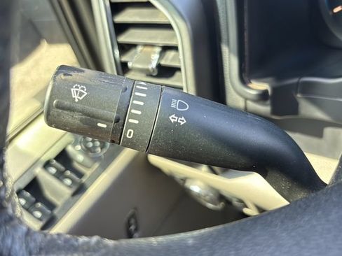 Used 2015 Ford F150 XLT w/ Equipment Group 302A Luxury AWD/4WD image 19