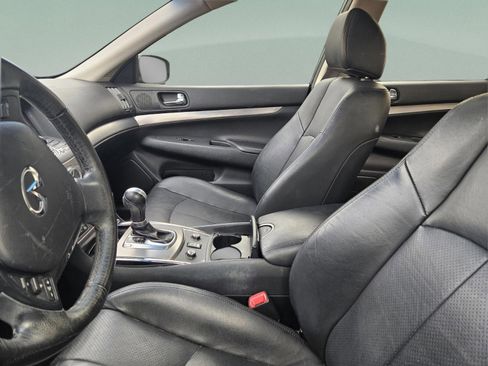 Used 2015 INFINITI Q40 Base w/ Moonroof Package image 12