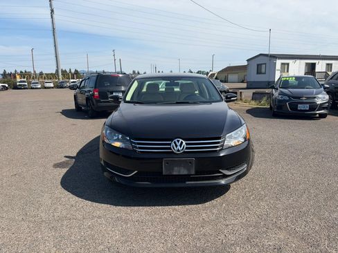 Used 2014 Volkswagen Passat 1.8T Wolfsburg Edition FWD image 8