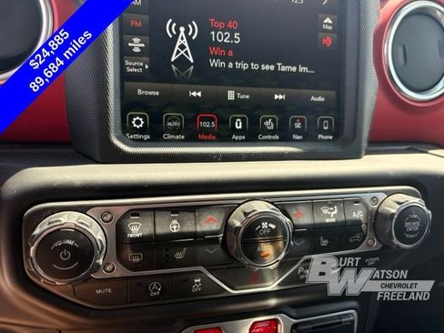 Used 2018 Jeep Wrangler Unlimited Rubicon AWD/4WD image 20