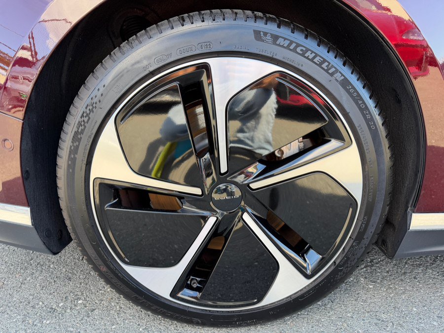 Used 2024 Lucid Air Touring AWD/4WD image 54