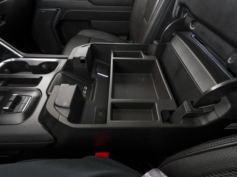 Used 2025 GMC Sierra 2500 Denali w/ Denali Reserve Package image 30