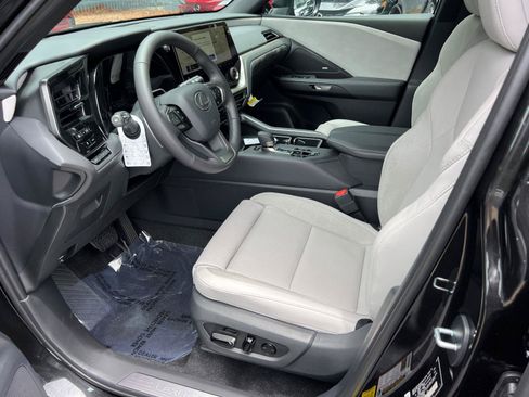New 2026 Lexus TX 350 AWD image 9