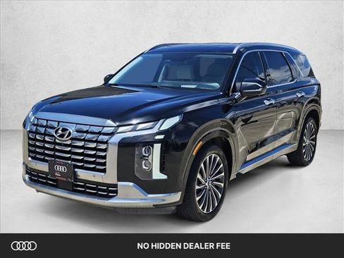 Used 2024 Hyundai Palisade Calligraphy FWD image 1