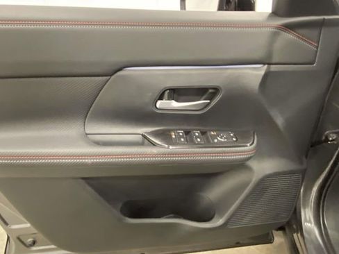 New 2026 Nissan Kicks SR w/ Cold Weather Package FWD image 12