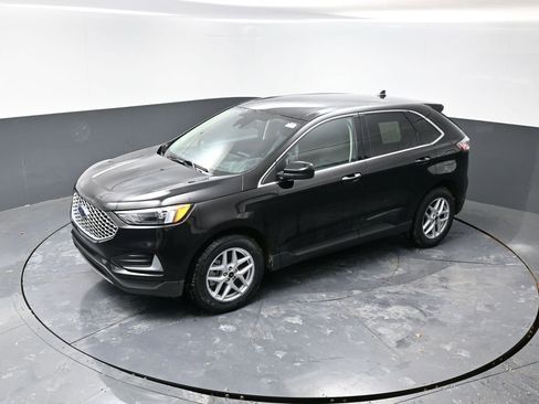 Used 2024 Ford Edge SEL image 18