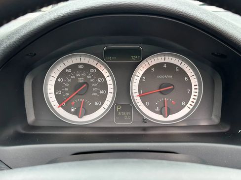 Used 2013 Volvo C70 T5 FWD image 11