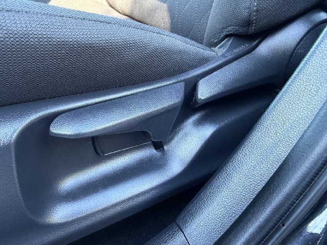 Certified 2025 Toyota Corolla LE FWD image 23
